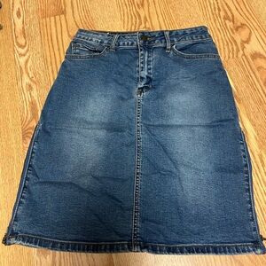 Women’s size 24 denim skirt